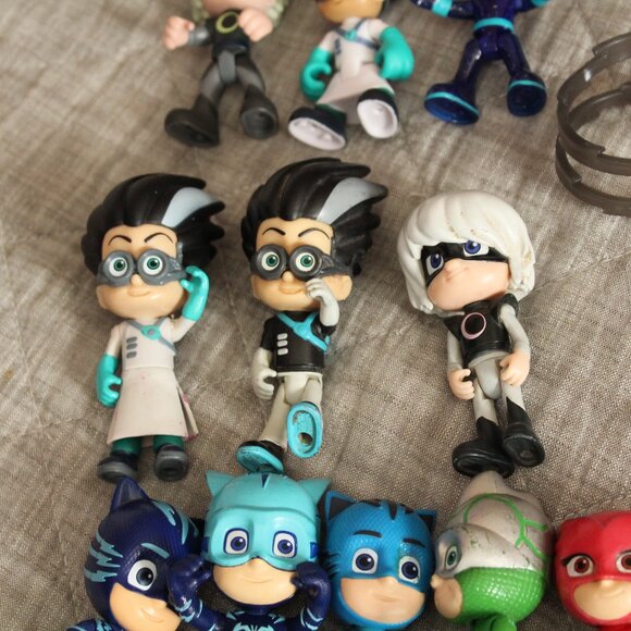 Large Lot of PJ Masks Characters Cat Boy Owlette Gecko - Picture 3 of 6